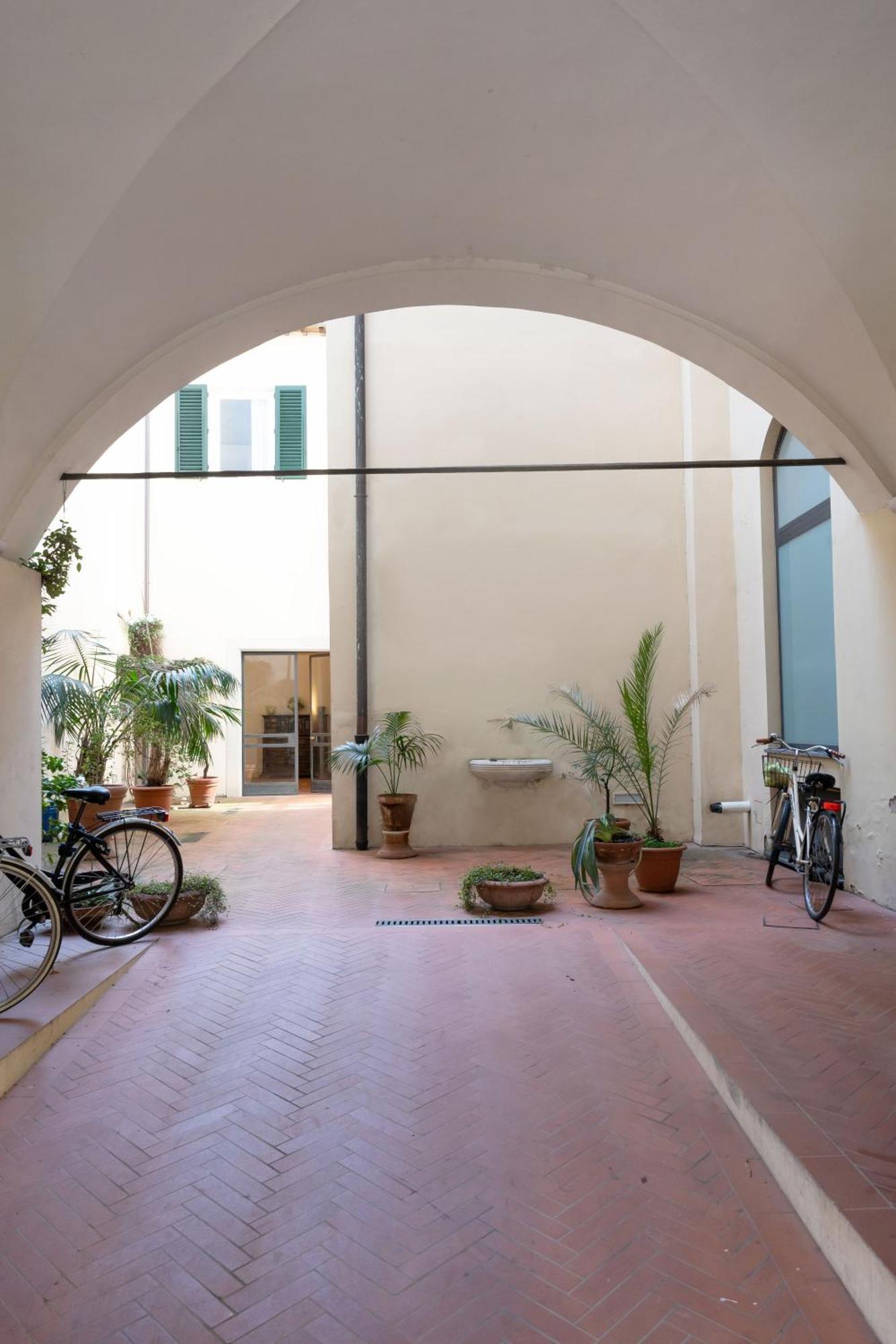 Characteristic Apartment In The Center Of فلورنس المظهر الخارجي الصورة